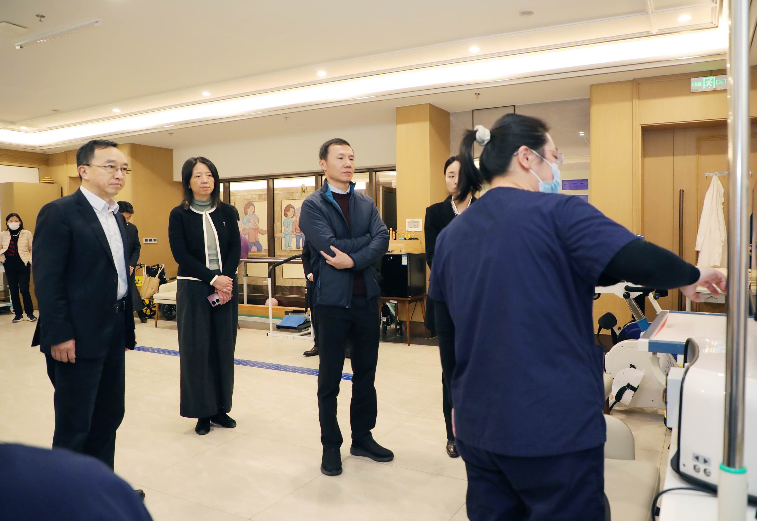 市审计局党组书记、局长刘向民一行赴中国太保开展调研